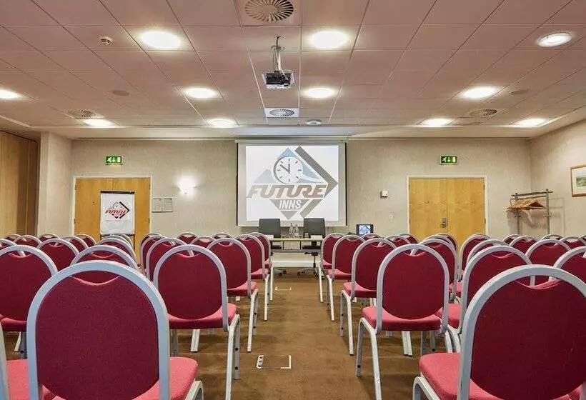 Отель Future Inn Plymouth