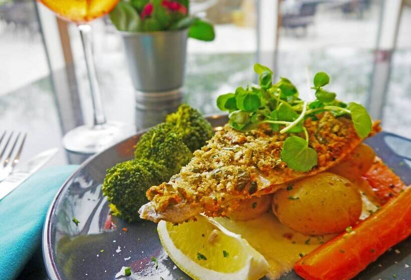 בית מלון כפרי Future Inn Plymouth