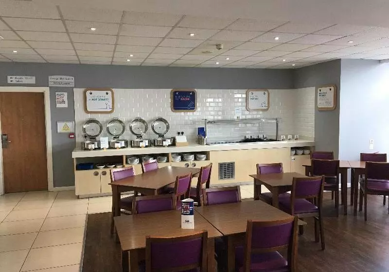 فندق Holiday Inn Express Nuneaton, An Ihg