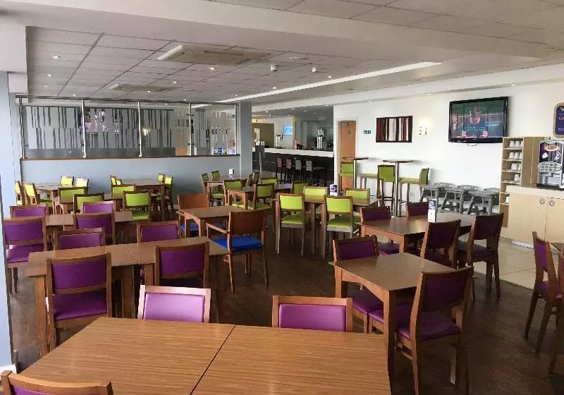 فندق Holiday Inn Express Nuneaton, An Ihg