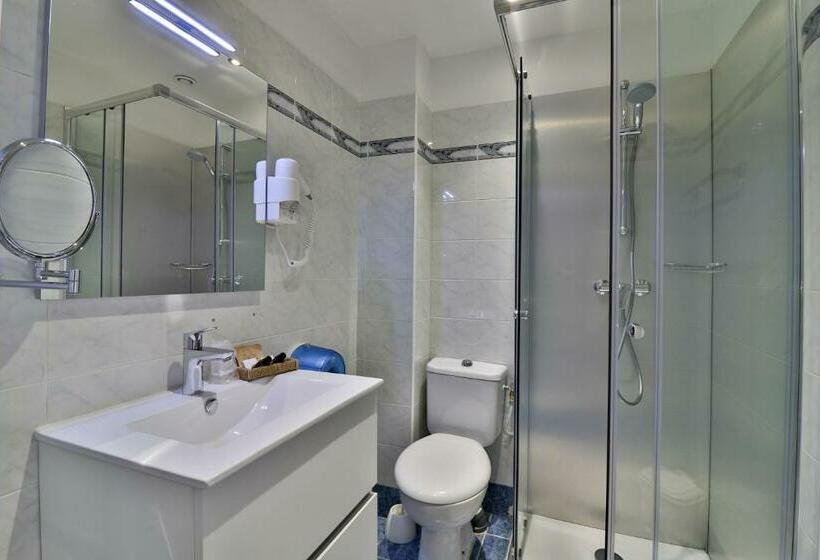 فندق Restaurant De La Mer