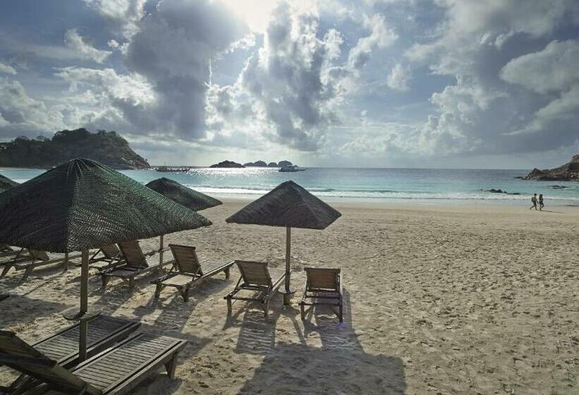 בית מלון כפרי Laguna Redang Island Resort