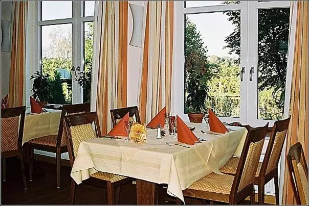 Отель Landhaus Schellhorn