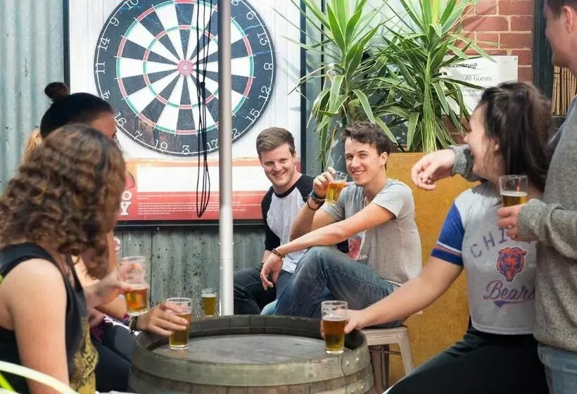 酒店 Nomads Melbourne Backpackers