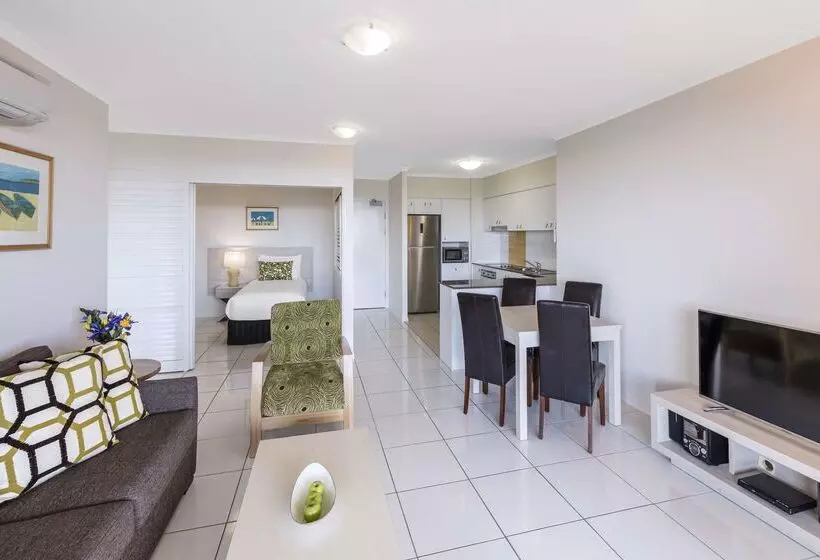 ホテル Oaks Sunshine Coast Seaforth Resort