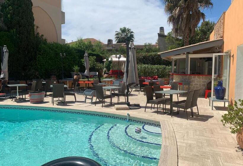 فندق Restaurant De La Mer