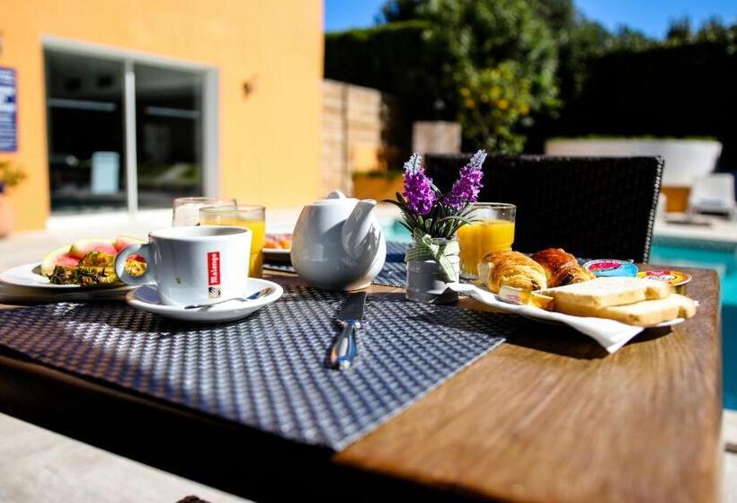 فندق Restaurant De La Mer