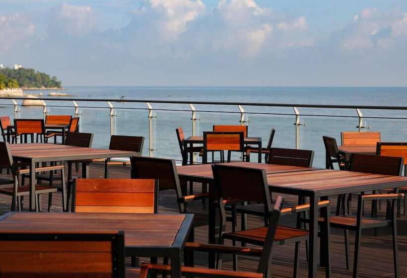 ホテル Hompton By The Beach Penang