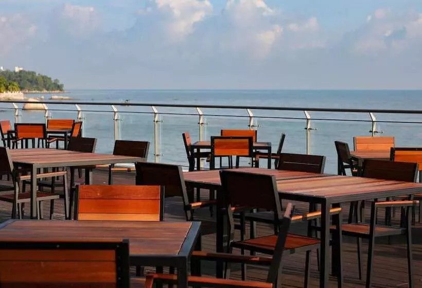 ホテル Hompton By The Beach Penang
