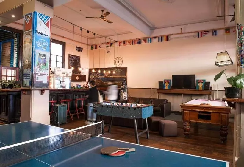 בית מלון כפרי Sundancer Backpackers Hostel