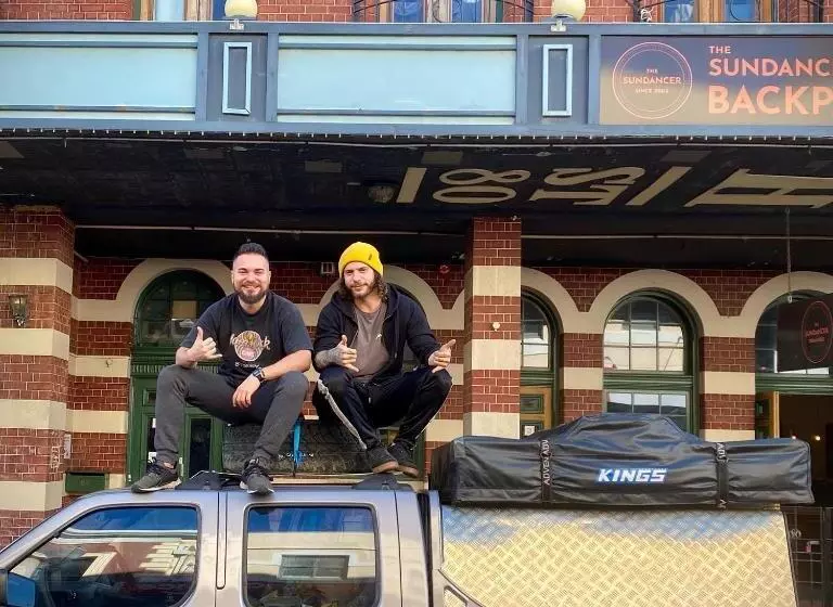 בית מלון כפרי Sundancer Backpackers Hostel