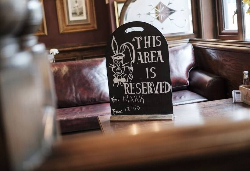 호텔 The Mad Hatter