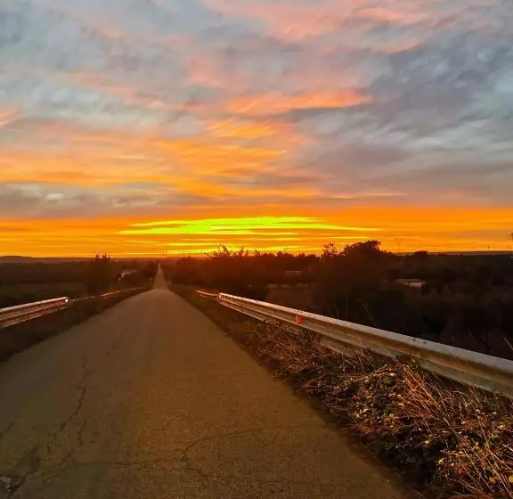 Hotell Vecchia Mottola Albergo Diffuso
