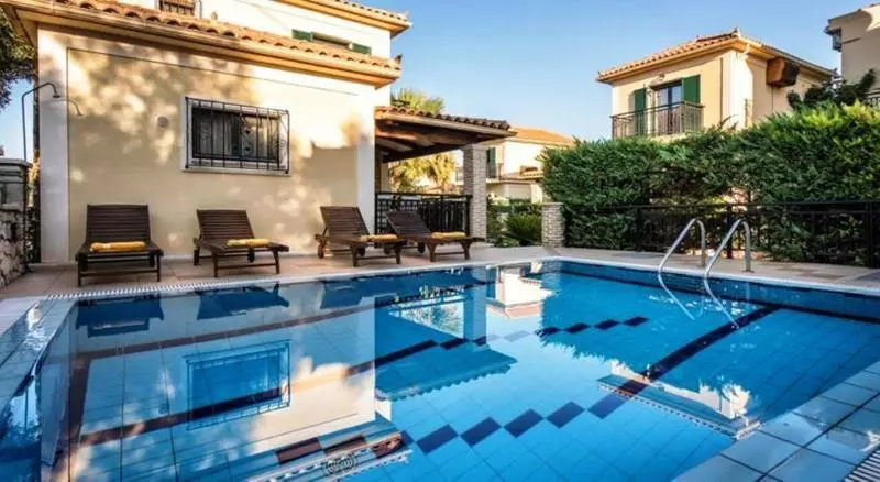 Kookis Luxury Villas