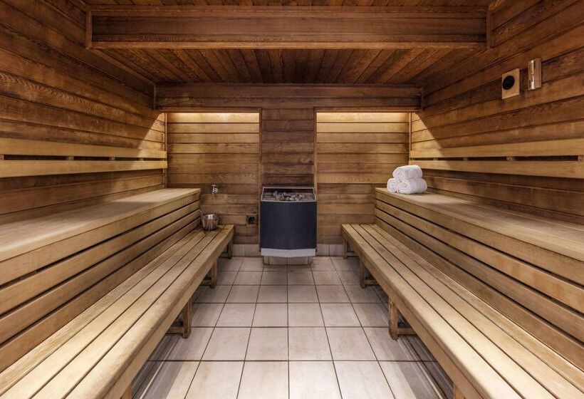 Oaks Sydney Goldsbrough Suites