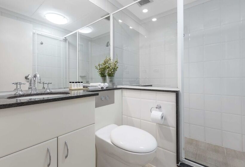 Oaks Sydney Goldsbrough Suites