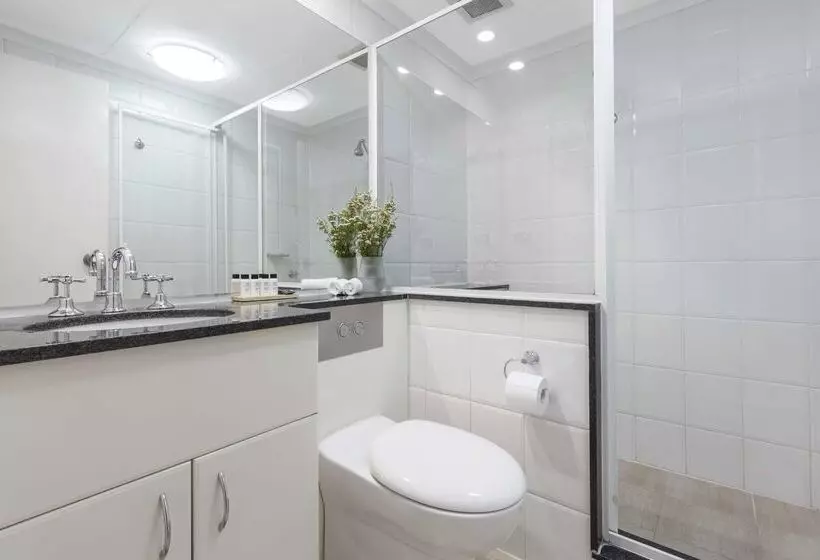 Oaks Sydney Goldsbrough Suites