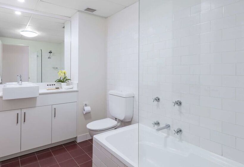 Oaks Sydney Goldsbrough Suites