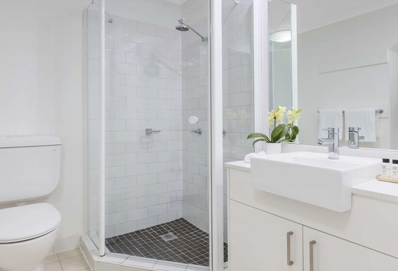 Oaks Sydney Goldsbrough Suites