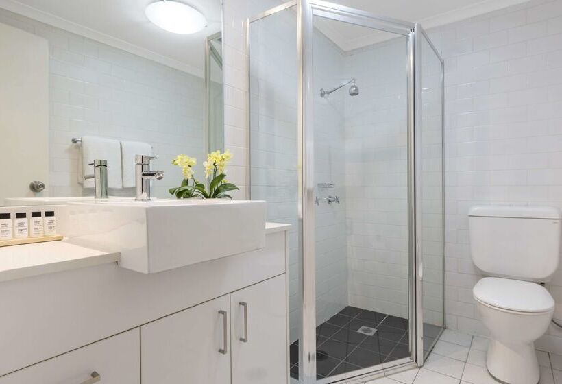 Oaks Sydney Goldsbrough Suites