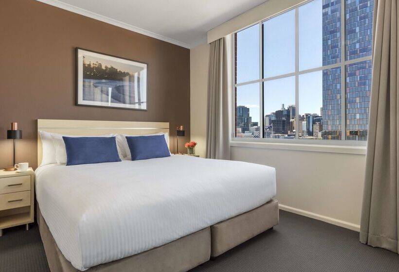 Oaks Sydney Goldsbrough Suites