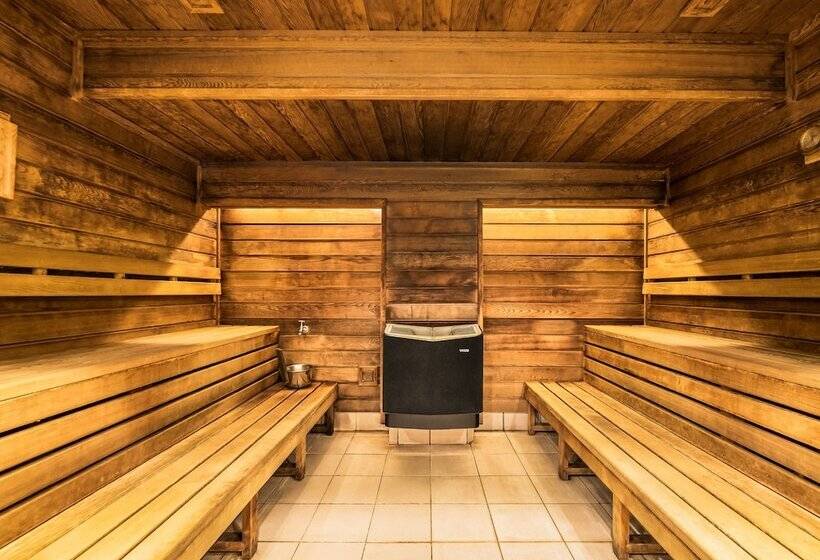 Oaks Sydney Goldsbrough Suites