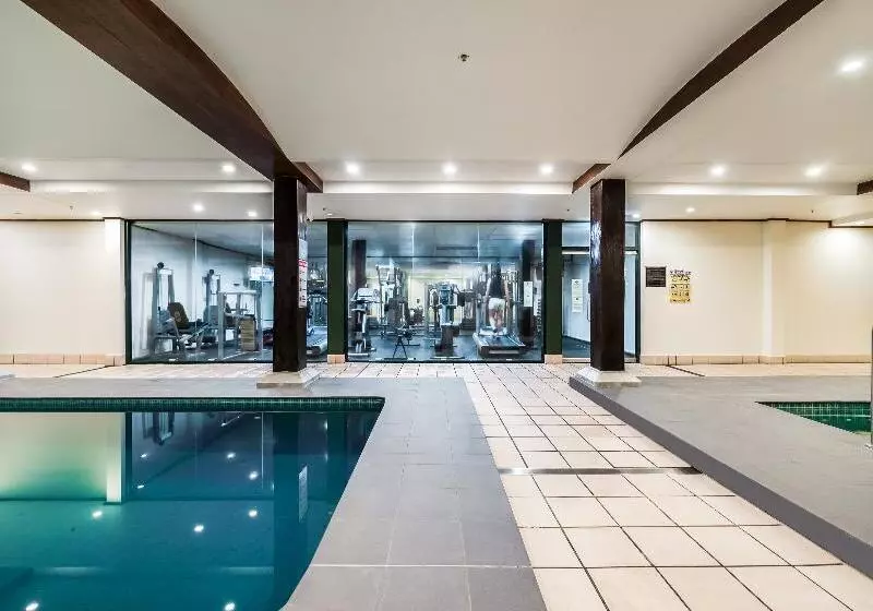 Oaks Sydney Goldsbrough Suites