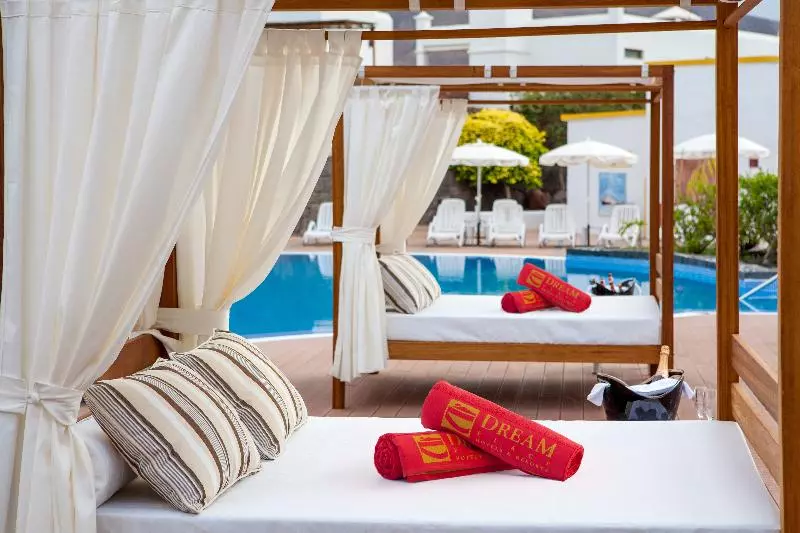 استراحتگاه Gran Castillo Tagoro Family & Fun Playa Blanca