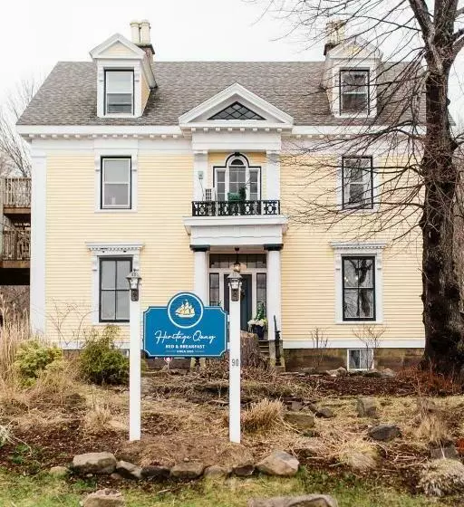 Heritage Quay Bed & Breakfast