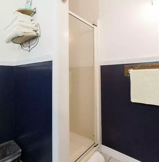 Heritage Quay Bed & Breakfast