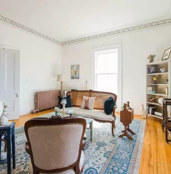 Heritage Quay Bed & Breakfast