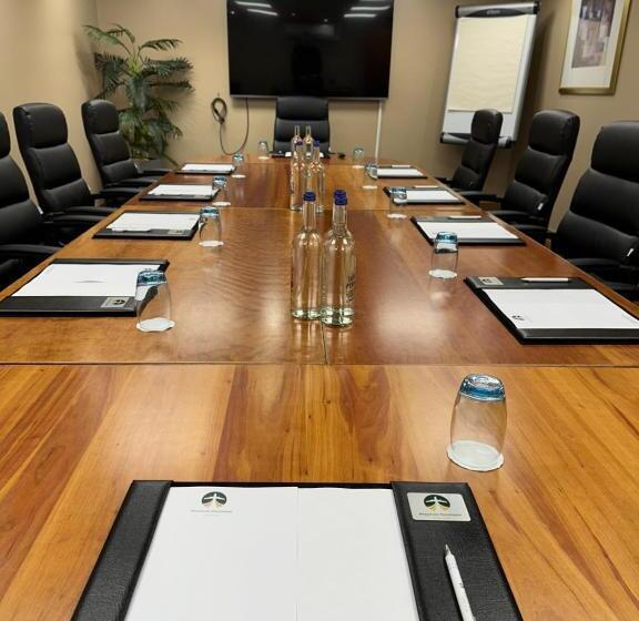 בית מלון כפרי Airport Inn & Spa Manchester