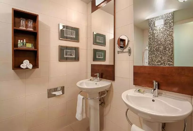 בית מלון כפרי Albert Par G5