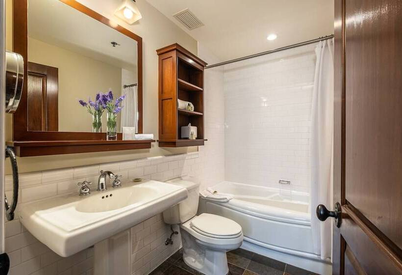 فندق Chateau Beauvallon