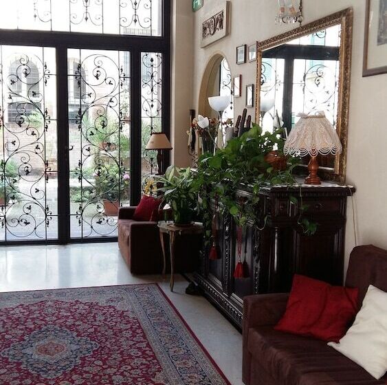 Отель Corte Estense