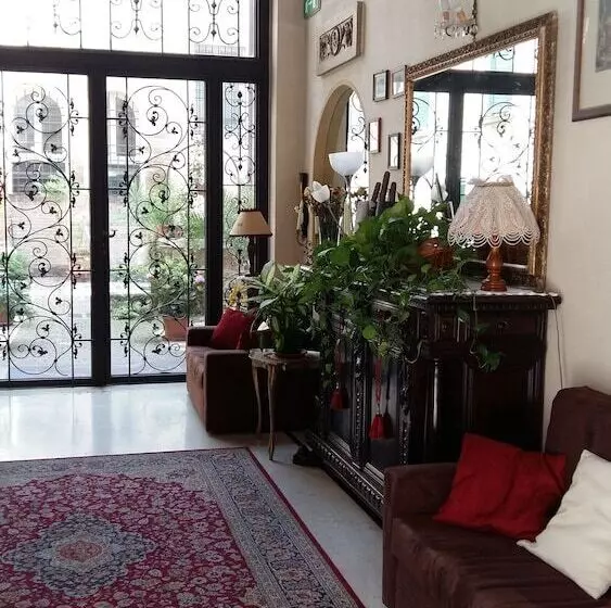 هتل Corte Estense