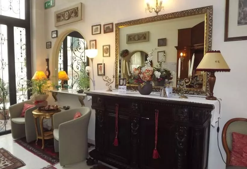 هتل Corte Estense