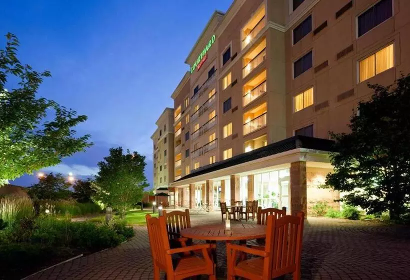 בית מלון כפרי Courtyard By Marriott Toronto Mississauga/meadowvale