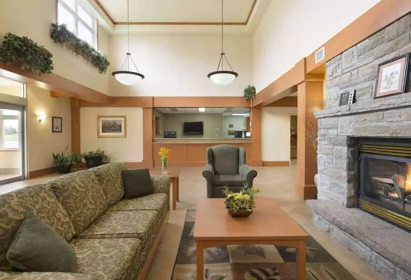 酒店 Days Inn By Wyndham Orillia