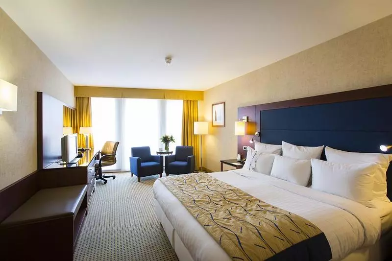 Отель Ghent Marriott