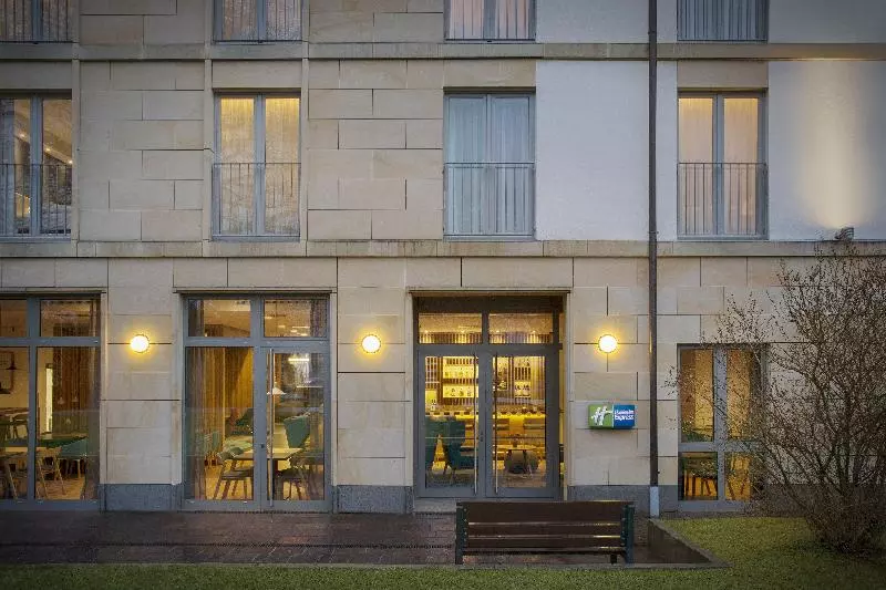 Hotelli Holiday Inn Express Baden Baden, An Ihg