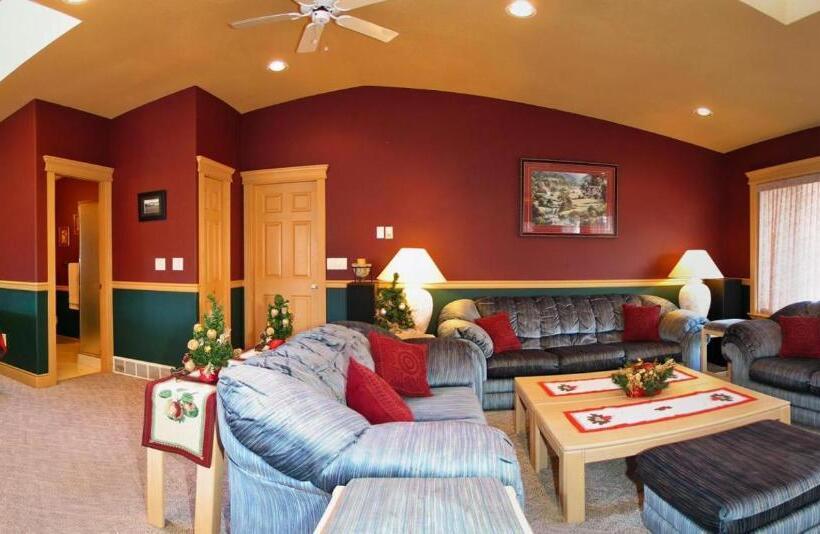 호텔 Travelodge By Wyndham Merritt