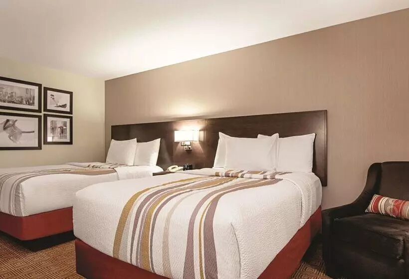 Hotel La Quinta Inn By Wyndham Vancouver Airport