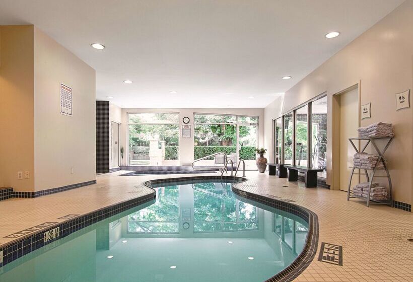 فندق La Quinta Inn By Wyndham Vancouver Airport