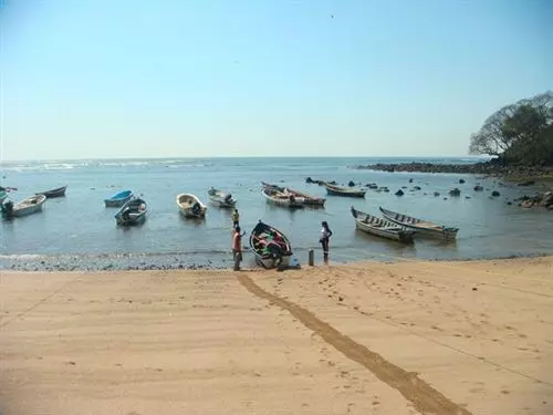 هتل Los Cobanos Village Lodge