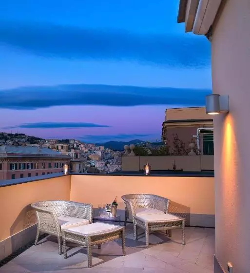 Отель Meliá Genova