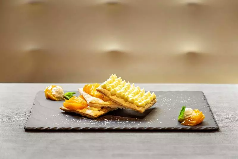 Отель Meliá Genova