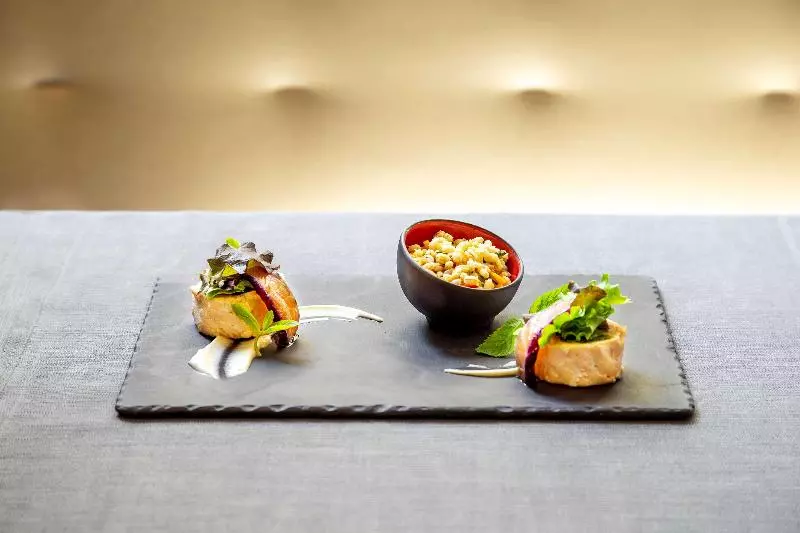 Отель Meliá Genova