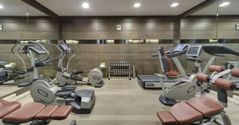 Отель Meliá Genova