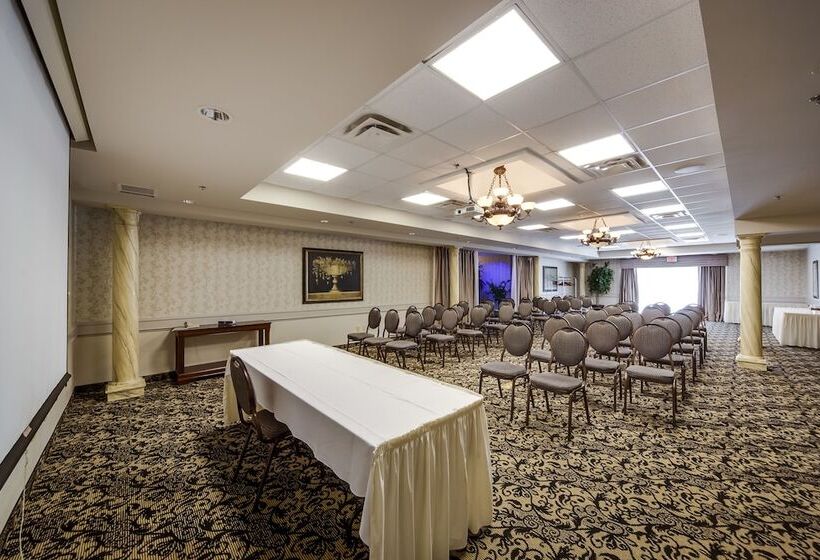 Szálloda Monte Carlo Inn Vaughan Suites